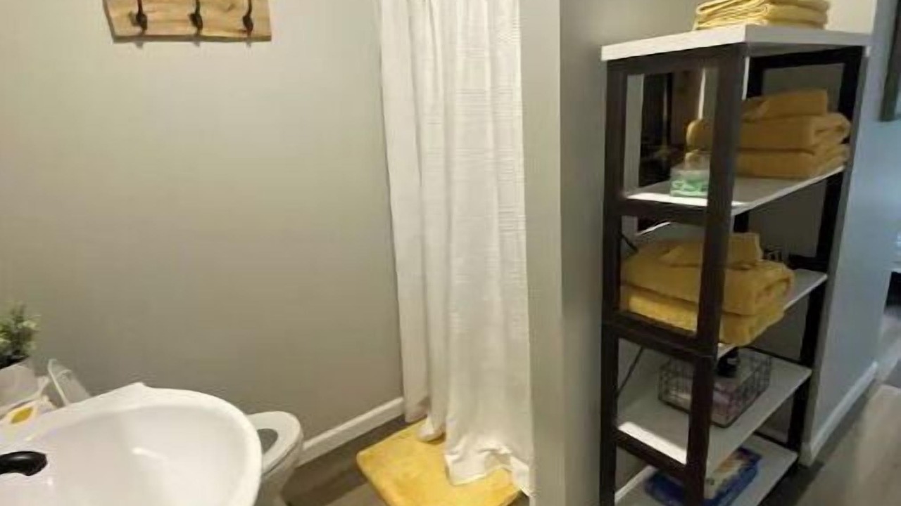 Photo of Bathroom in Hillsboro