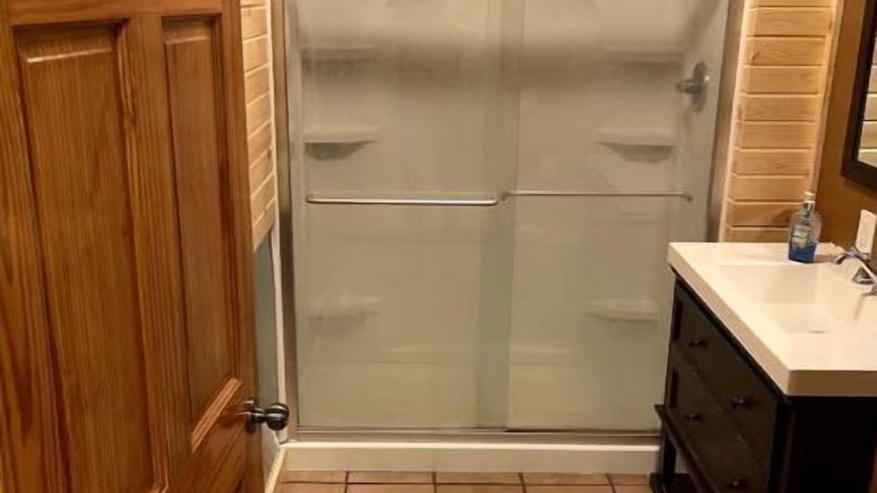 Photo of Bathroom in Lansing