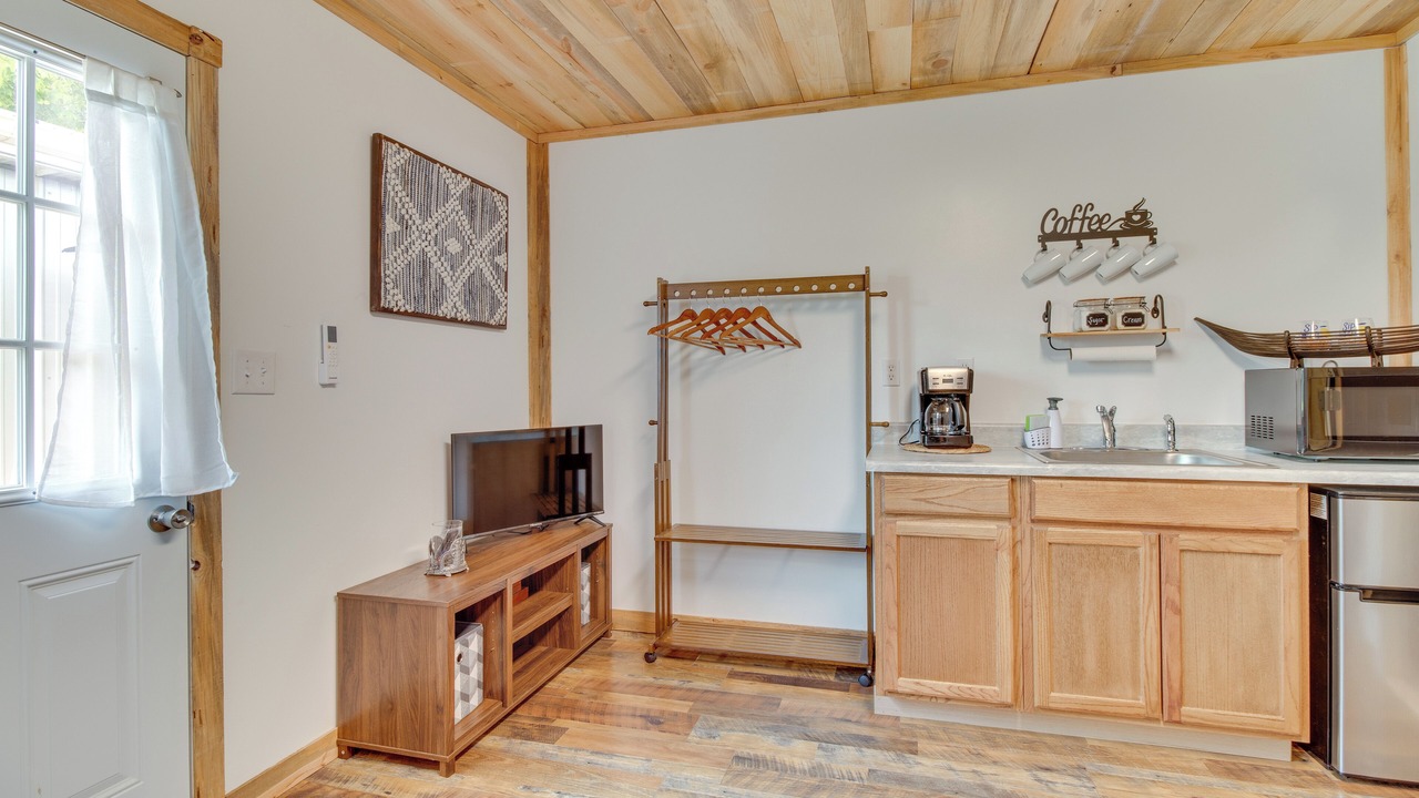 Photo of Others in Lone Rock