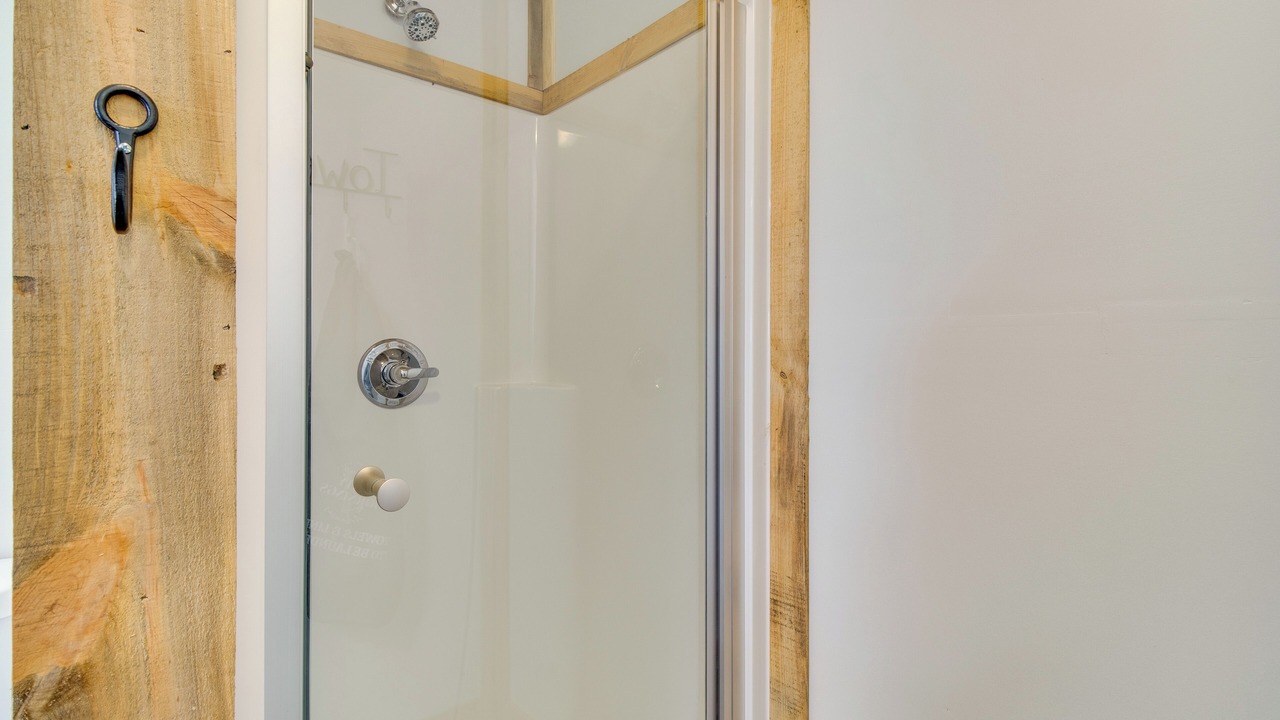 Photo of Bathroom in Lone Rock