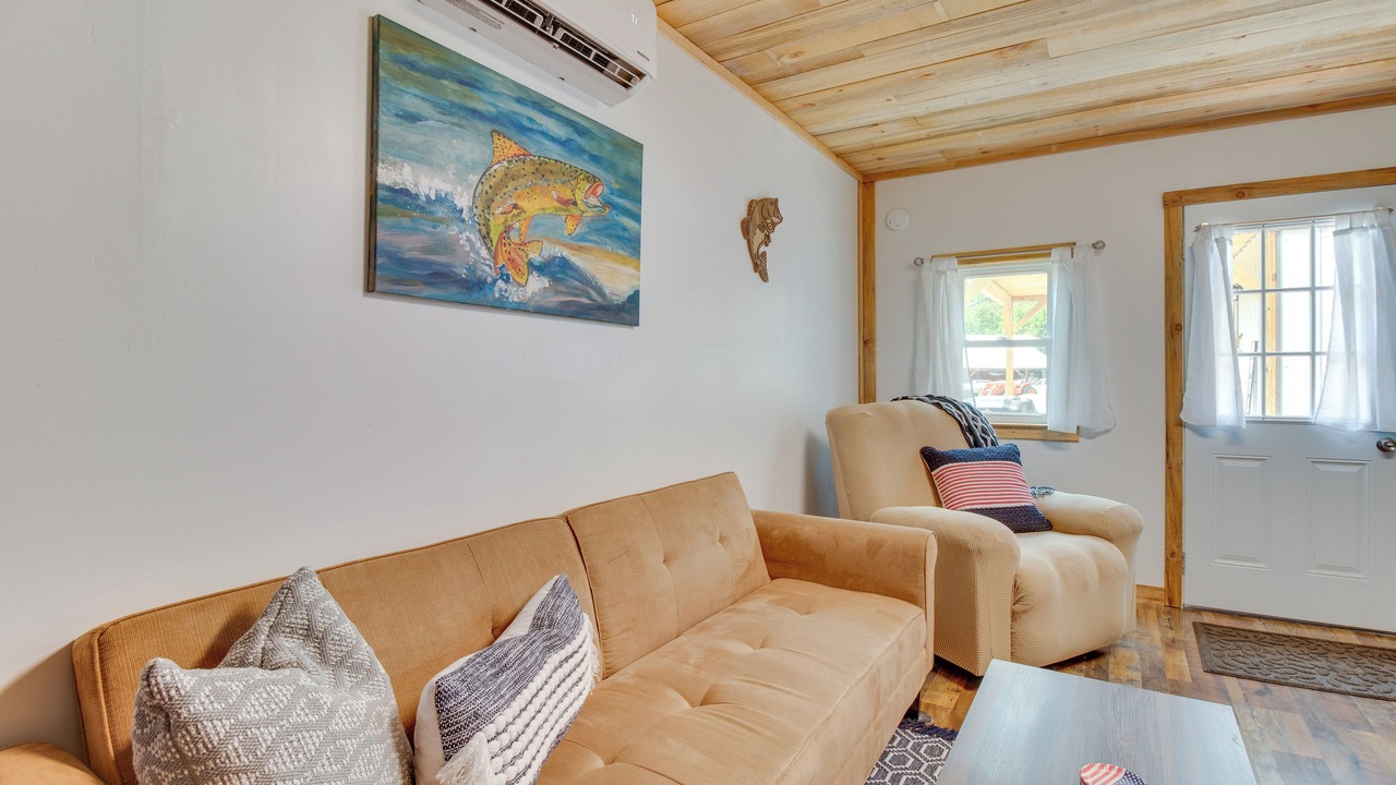 Photo of Others in Lone Rock