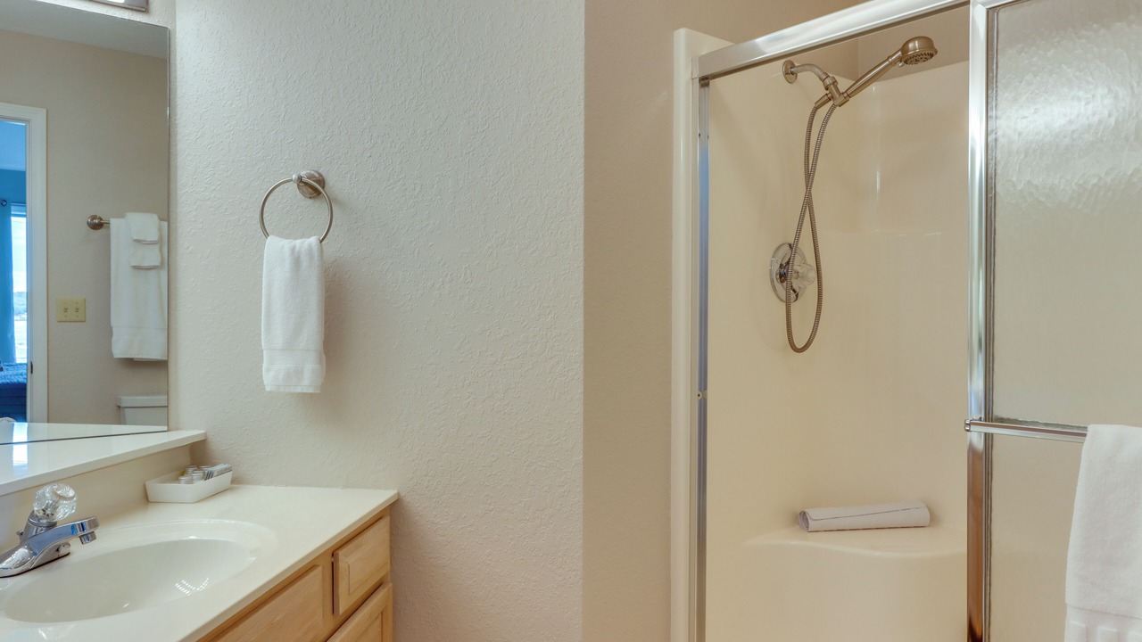 Photo of Bathroom in Village of Four Seasons
