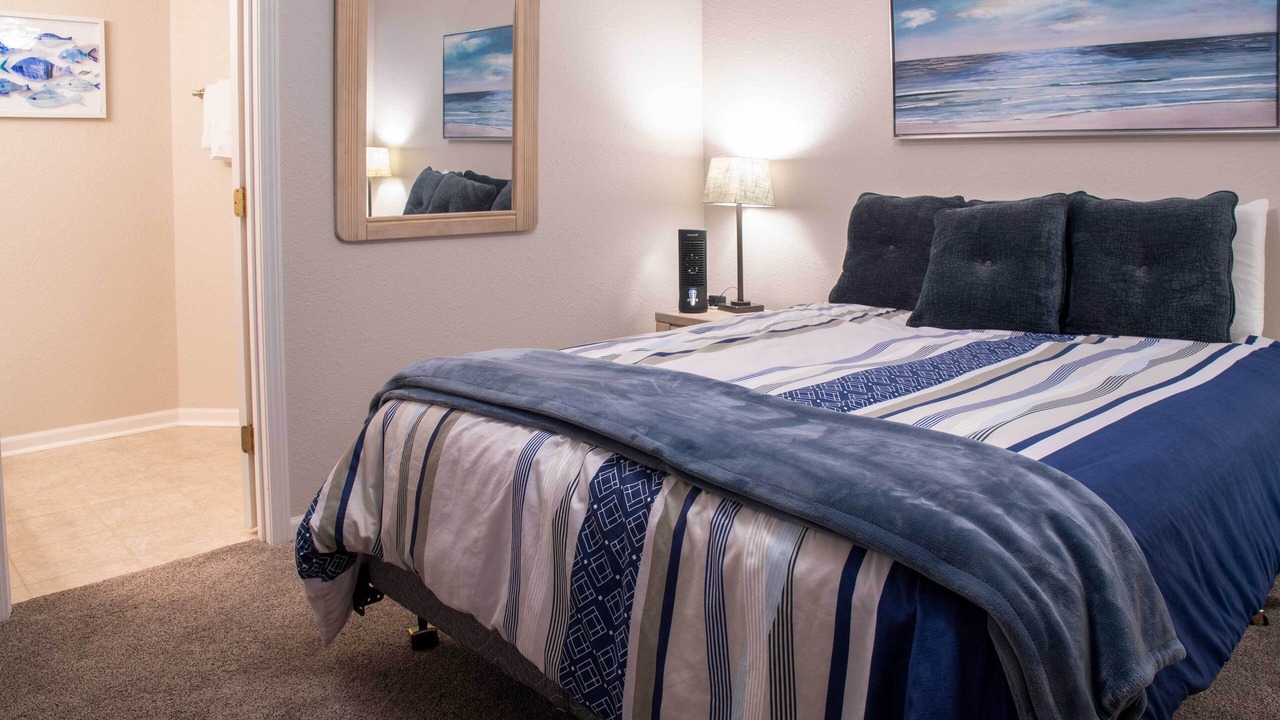 Photo of Bedroom in Village of Four Seasons