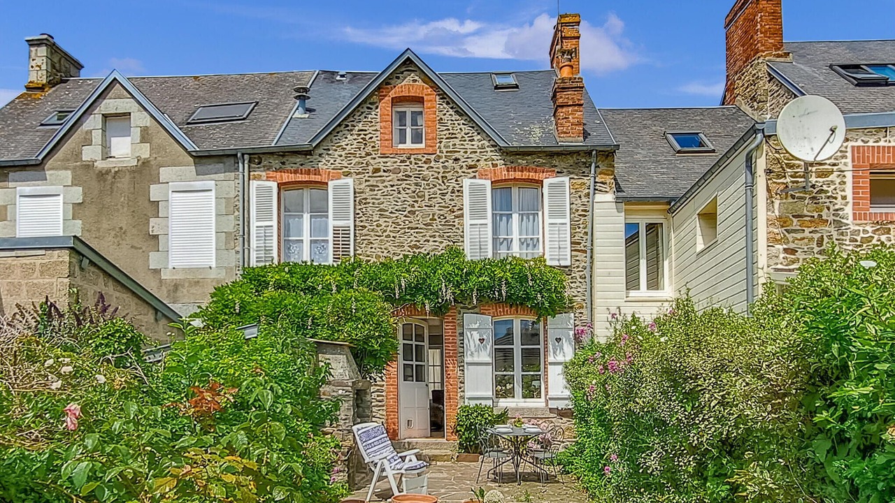 Photo of Others in Saint-Jean-le-Thomas