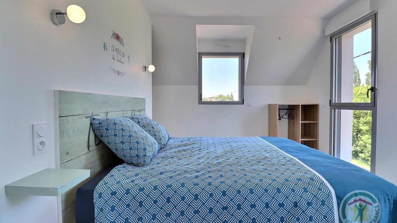 Photo of Bedroom in Saint-Coulomb