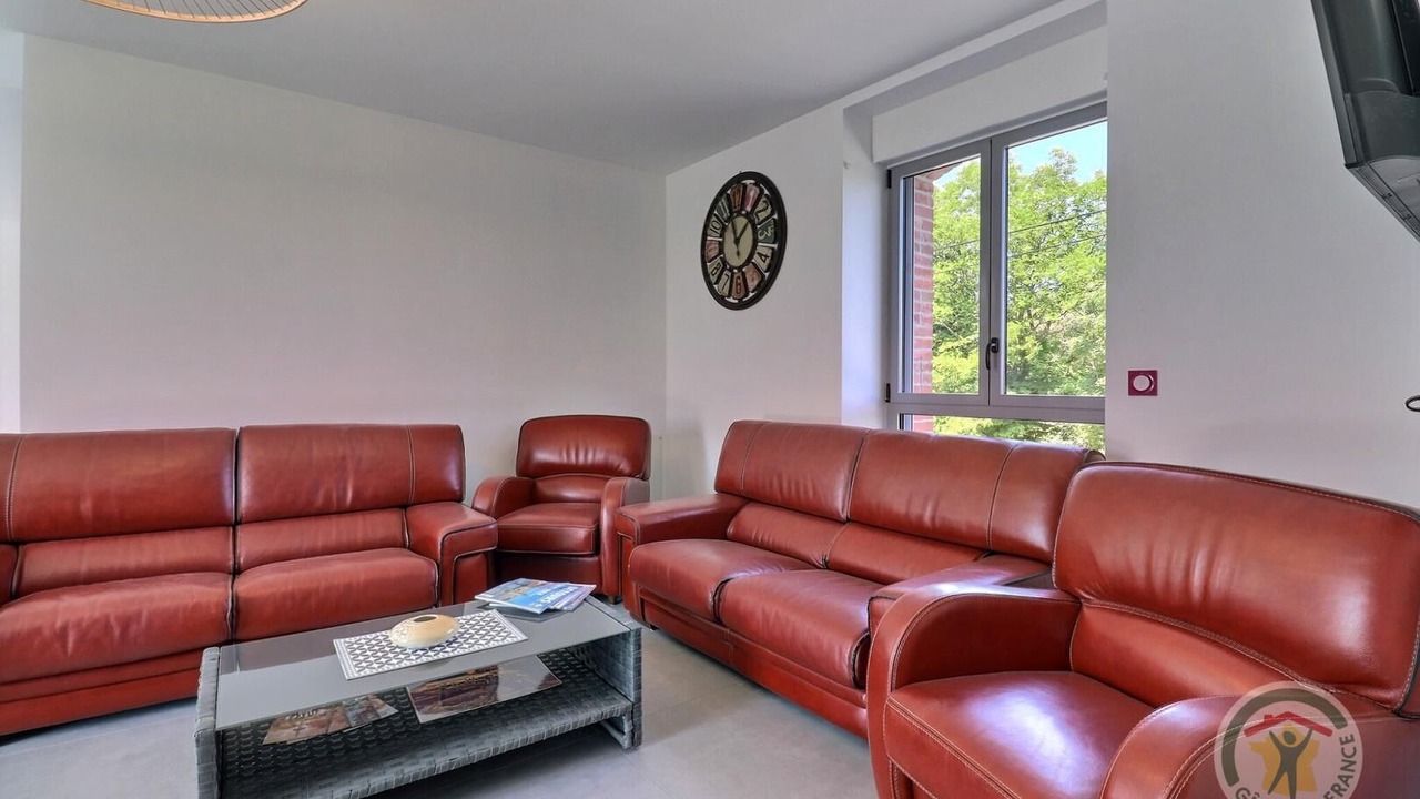 Photo of Livingroom in Saint-Coulomb
