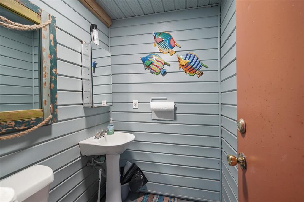 Photo of Bathroom in Surfside Beach
