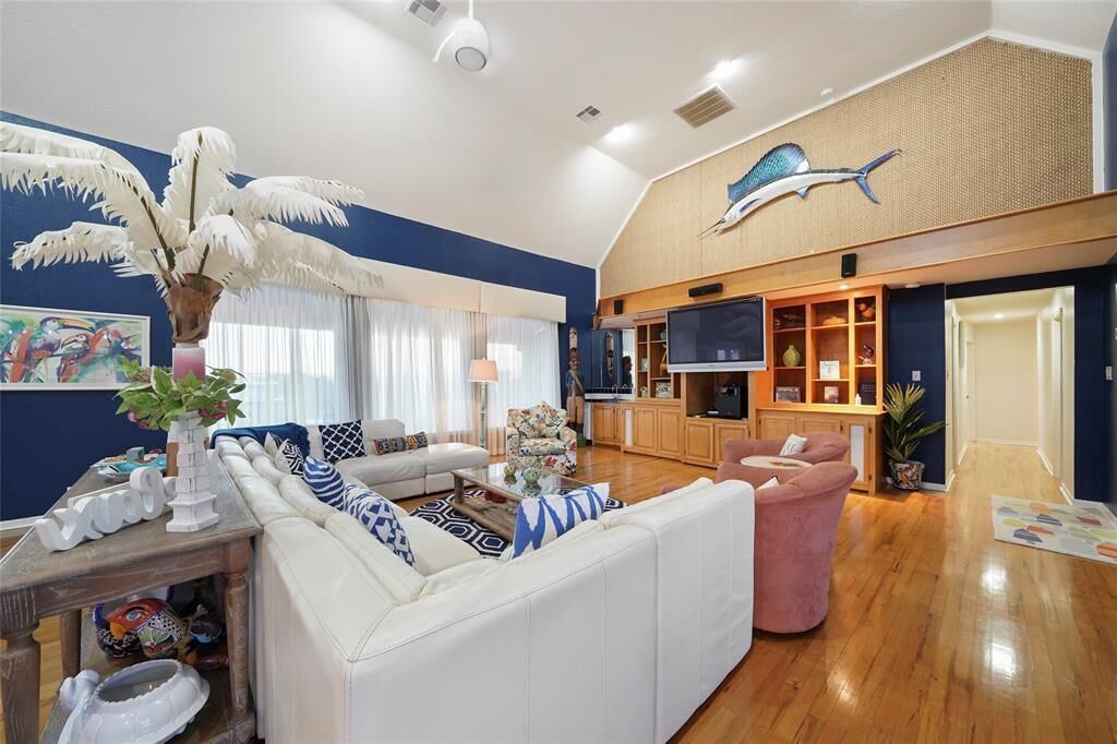 Photo of Livingroom in Surfside Beach