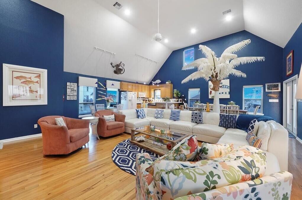 Photo of Livingroom in Surfside Beach