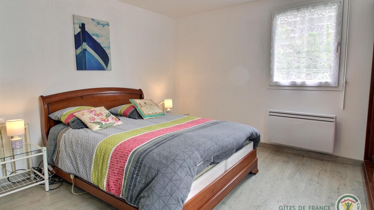 Photo of Bedroom in Tredrez-Locquemeau