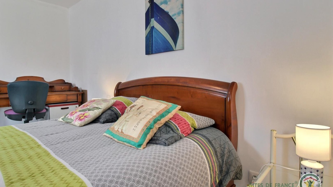 Photo of Bedroom in Tredrez-Locquemeau