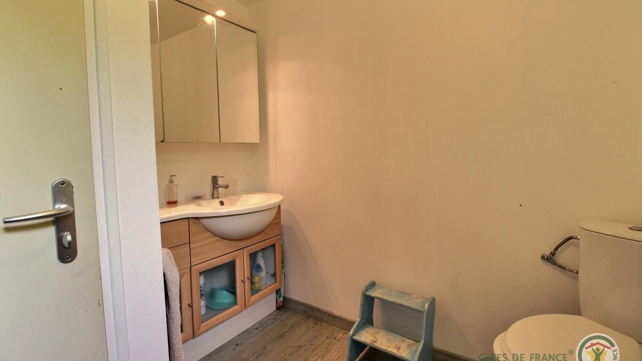 Photo of Bathroom in Tredrez-Locquemeau