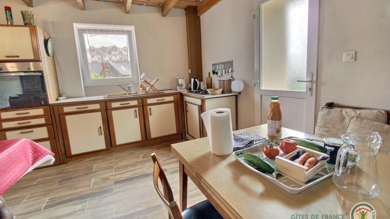 Photo of Kitchen in Tredrez-Locquemeau