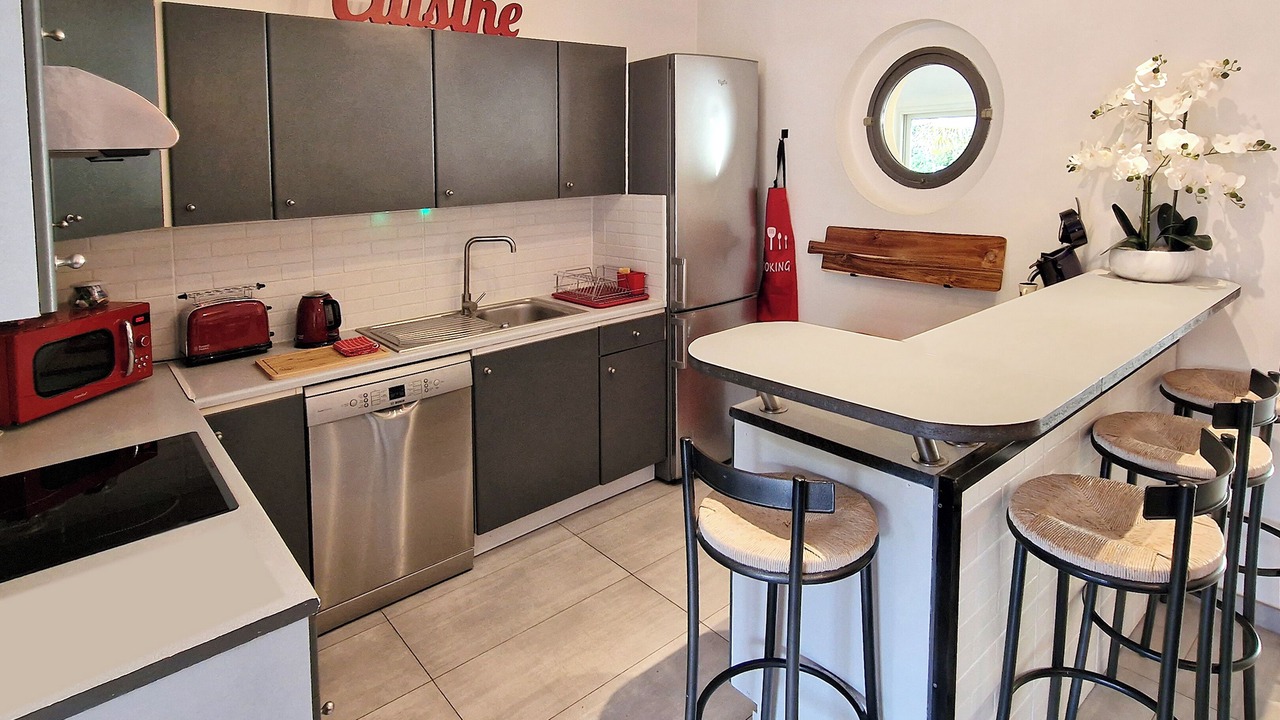Photo of Kitchen in Vernou-la-Celle-sur-Seine