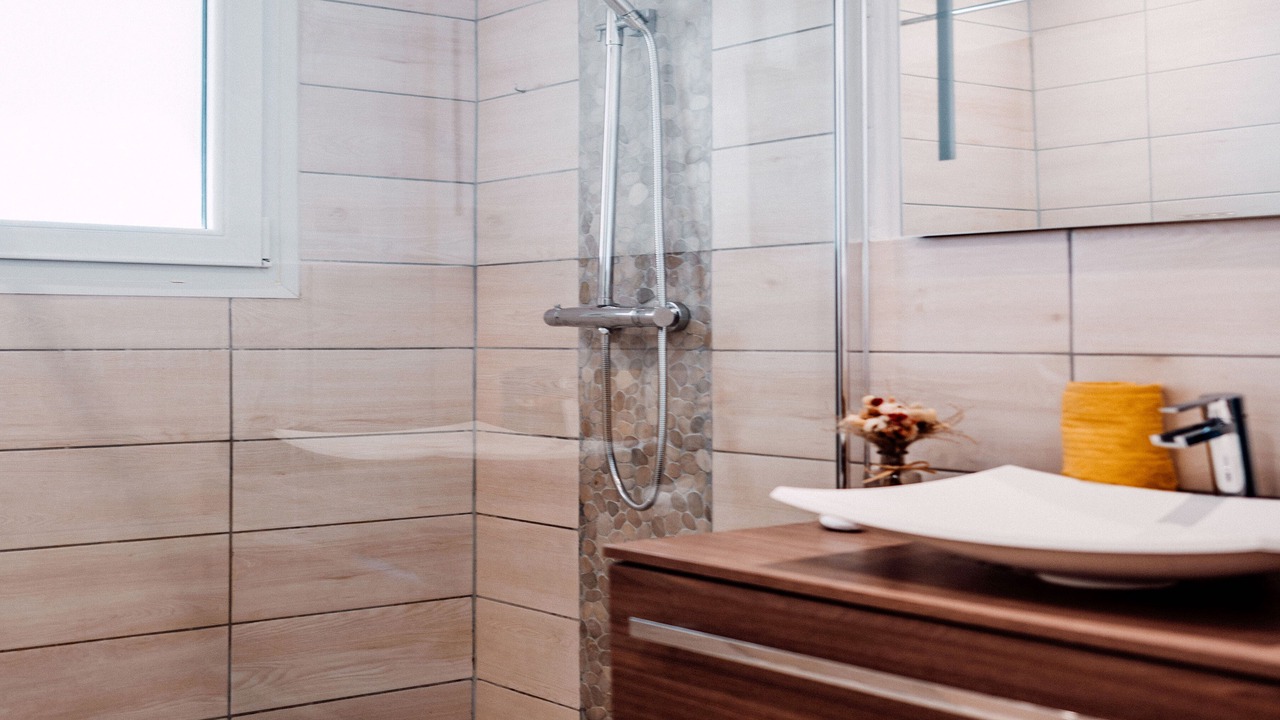 Photo of Bathroom in Vernou-la-Celle-sur-Seine