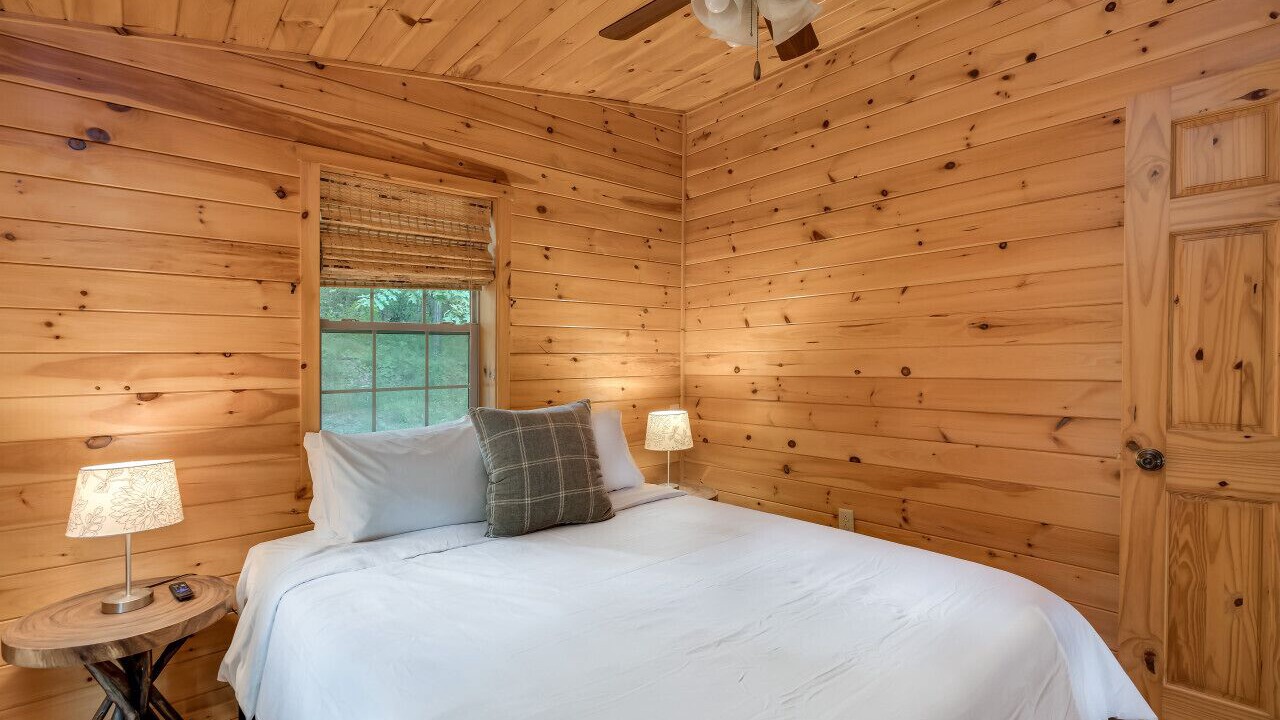 Photo of Bedroom in Wellesley Island