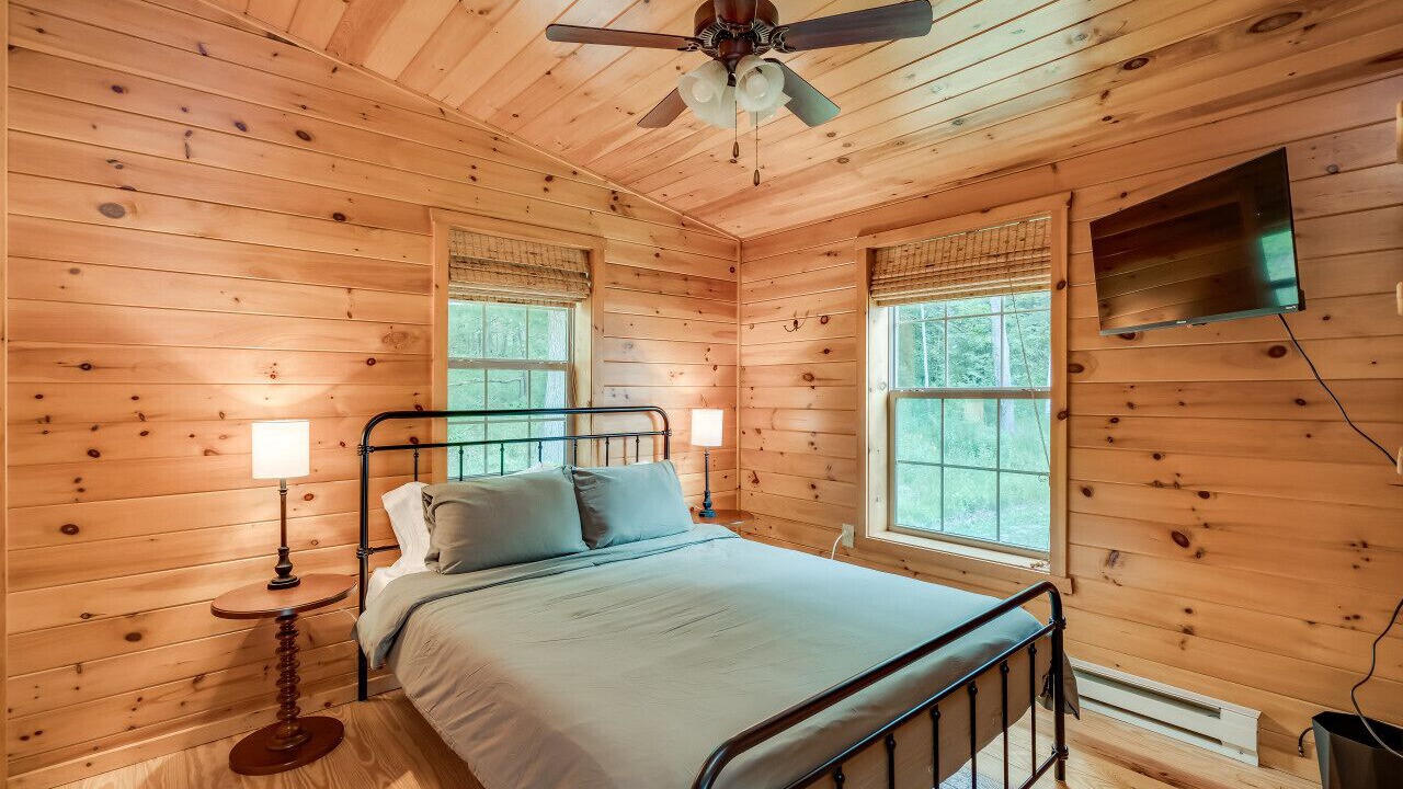 Photo of Bedroom in Wellesley Island