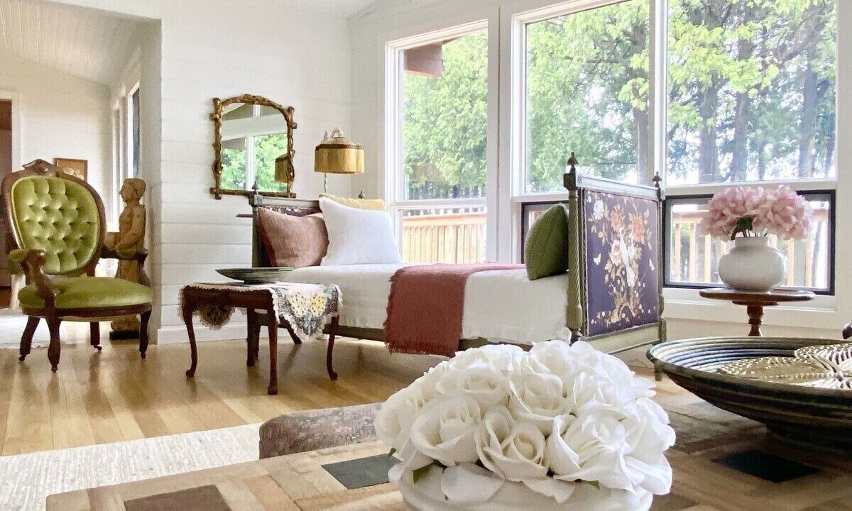 Photo of Bedroom in Colpoys Bay