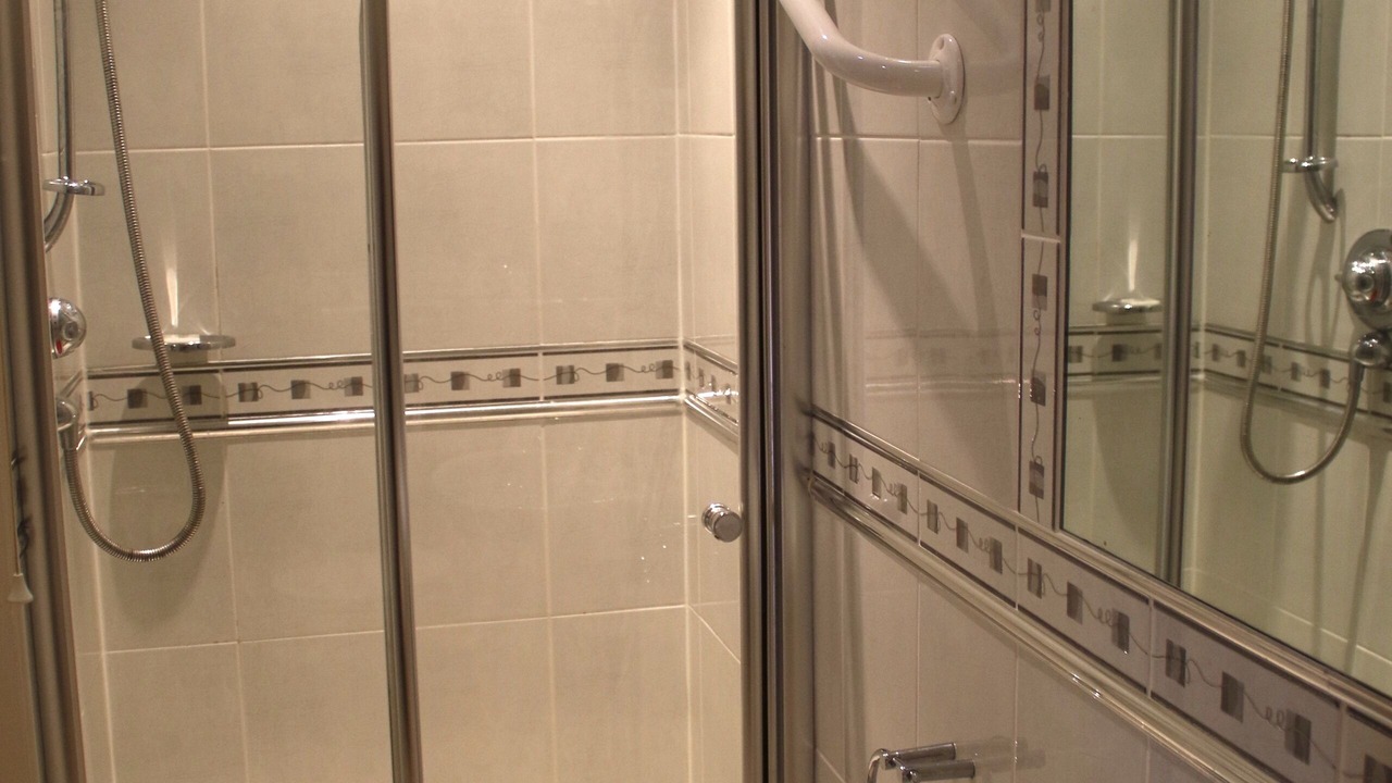 Photo of Bathroom in Exmouth