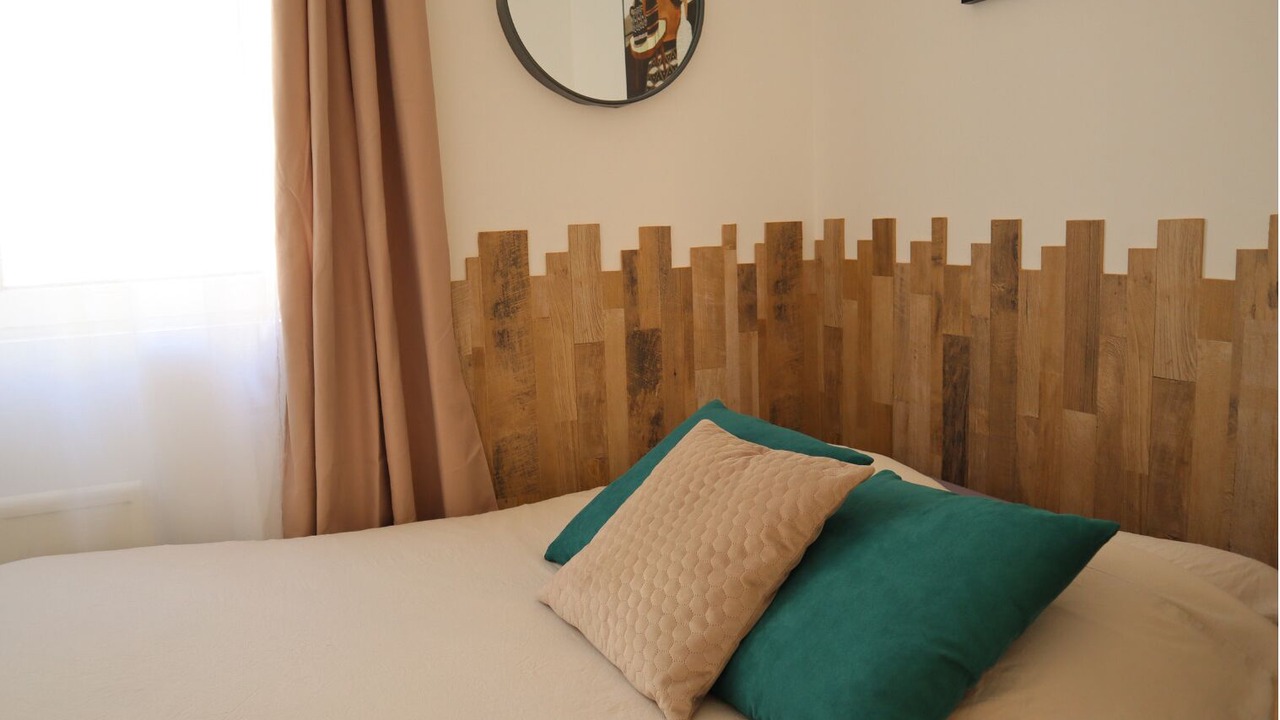 Photo of Bedroom in Saint-Omer