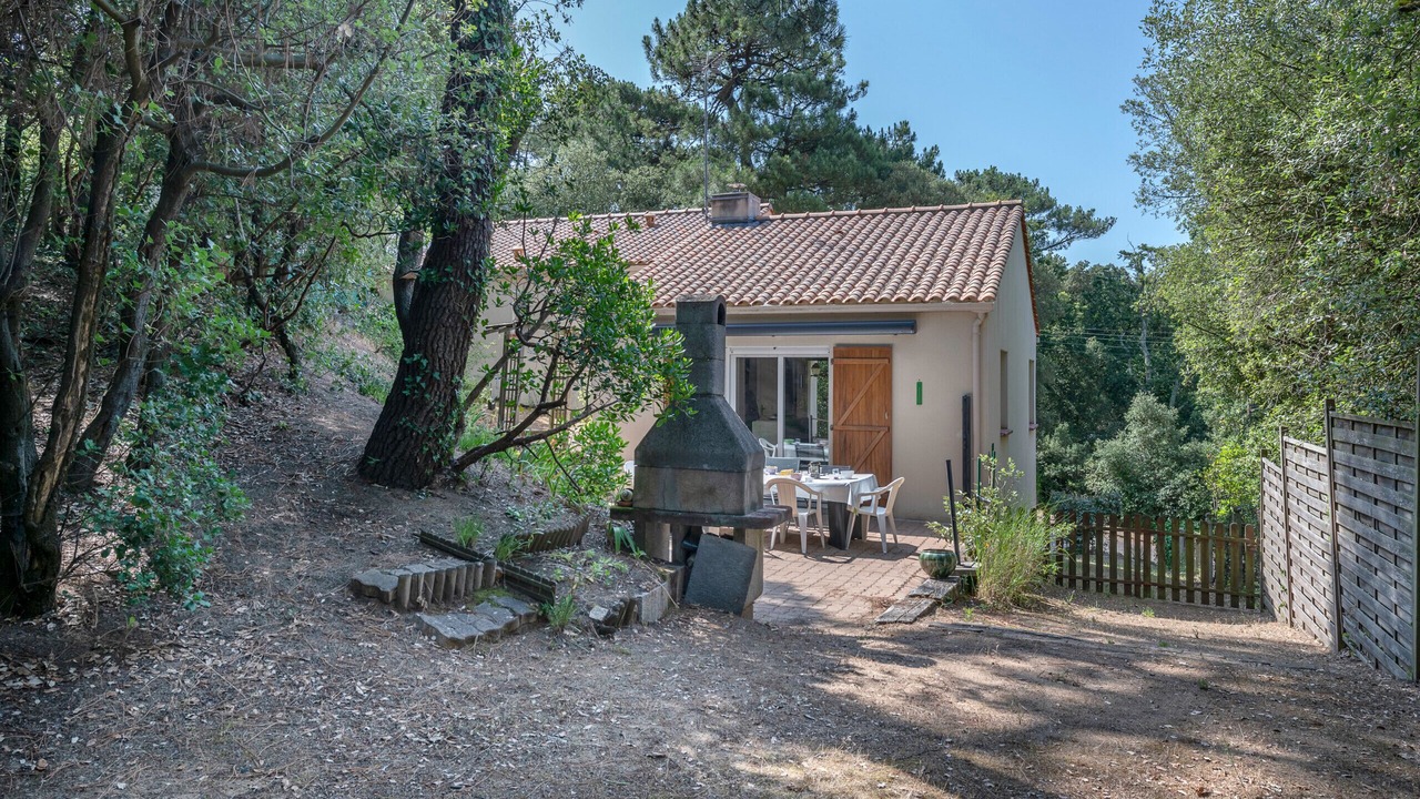 Photo of Outdoor in Saint-Michel-Chef-Chef
