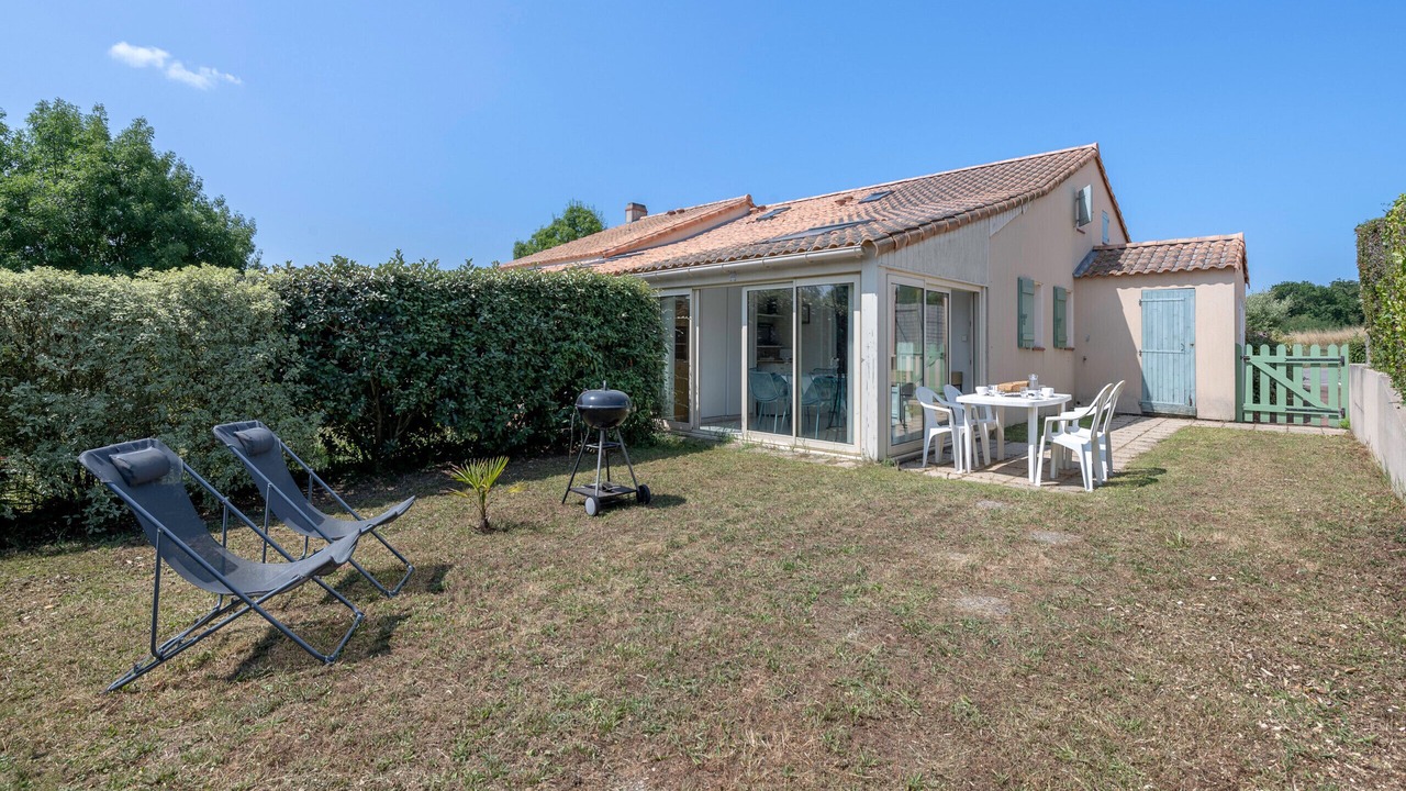 Photo of Outdoor in Saint-Michel-Chef-Chef