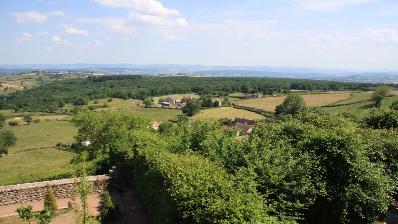 Photo of Others in Mont-Saint-Vincent