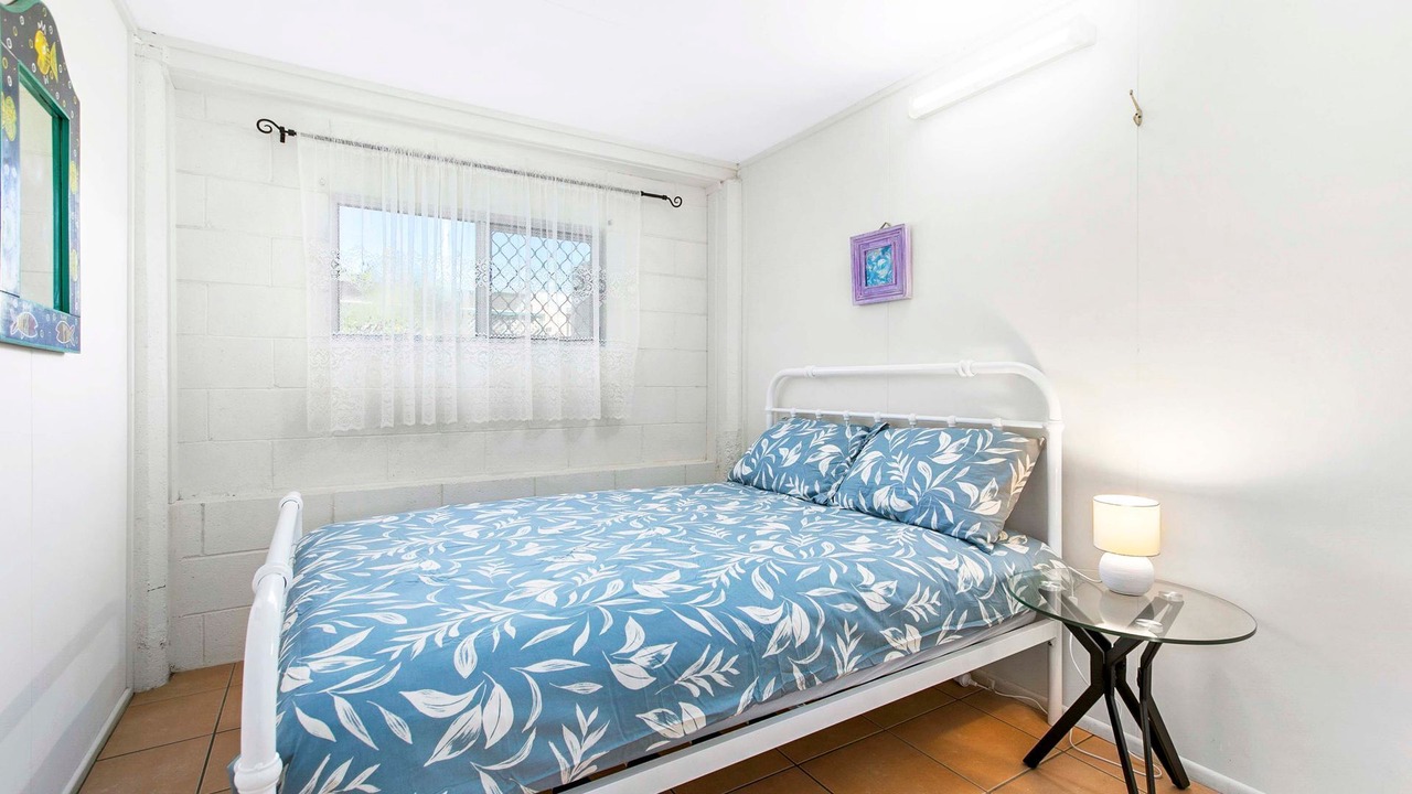 Photo of Others in Traviston