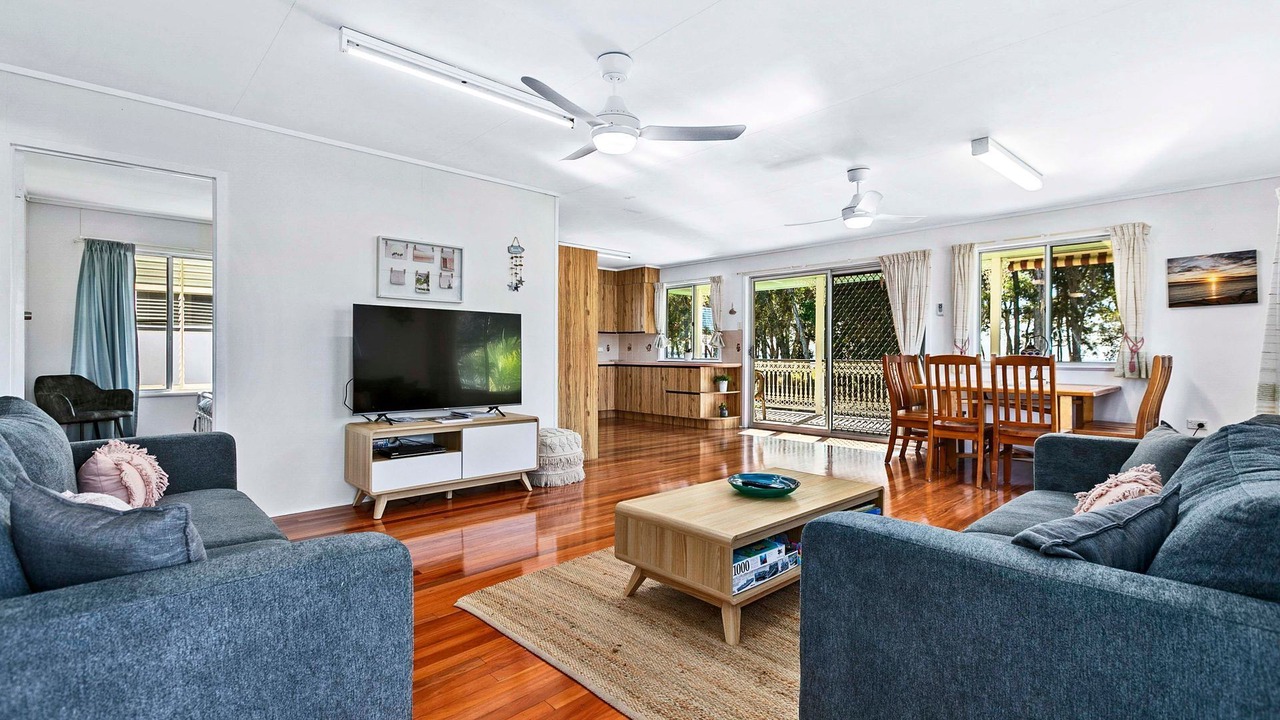 Photo of Others in Traviston