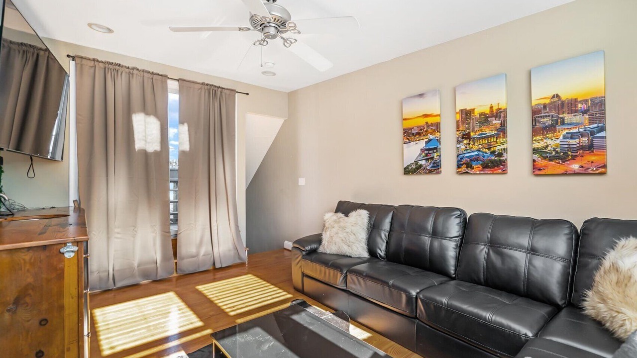 Photo of Livingroom in Riverside