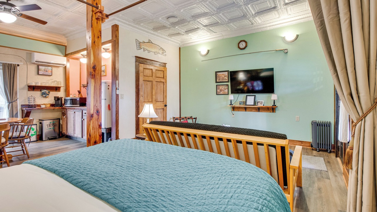 Photo of Bedroom in Cotter