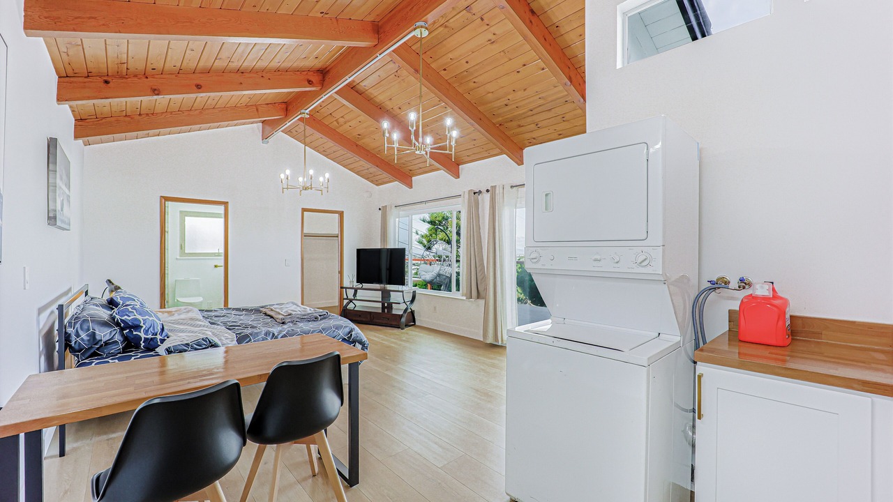 Photo of Bedroom in South San Mateo