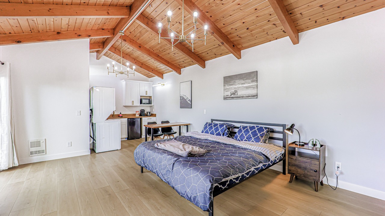 Photo of Bedroom in South San Mateo