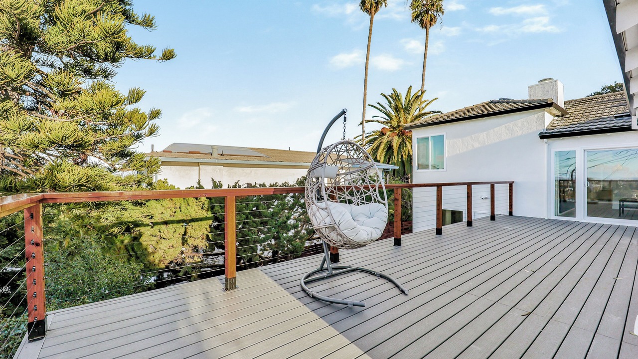 Photo of Patio Balcony in South San Mateo
