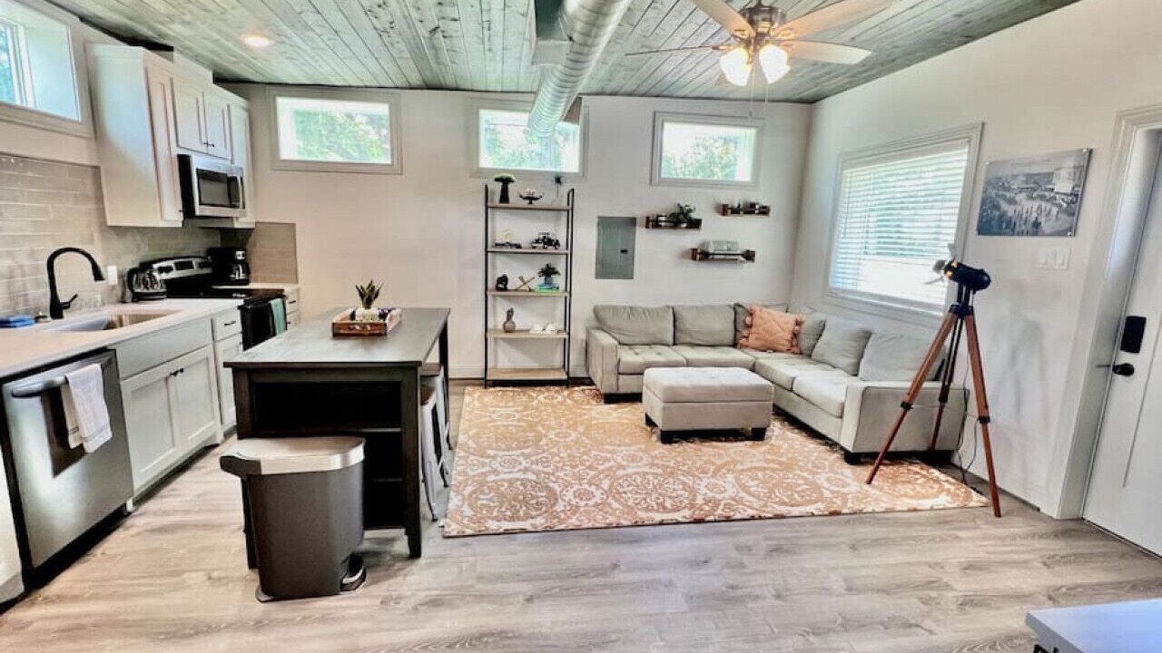 Photo of Livingroom in Bryan