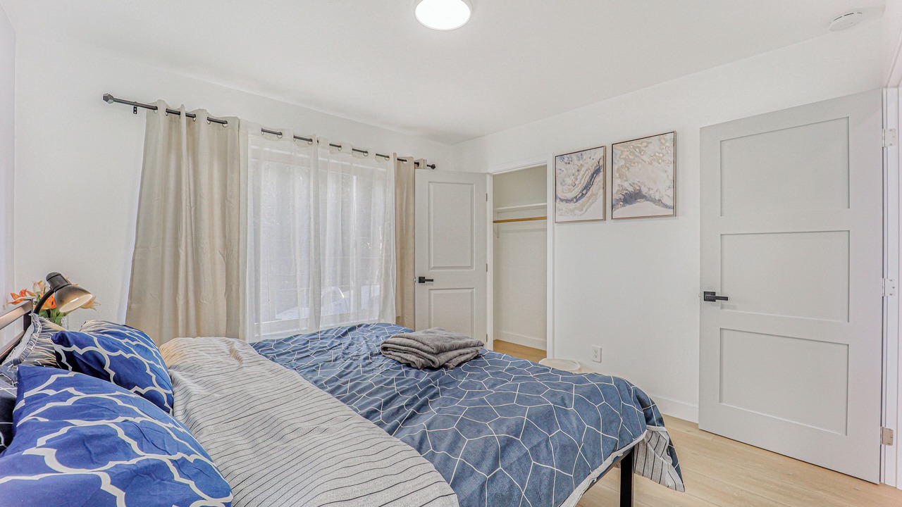 Photo of Bedroom in South San Mateo