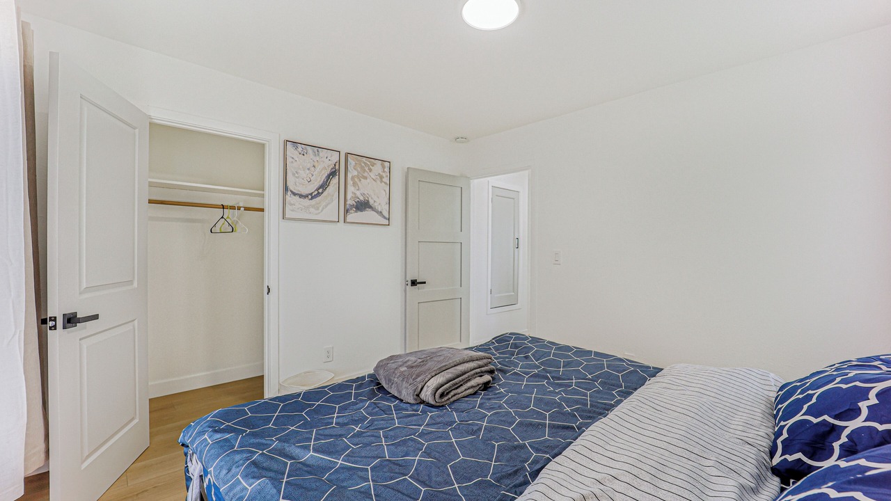 Photo of Bedroom in South San Mateo