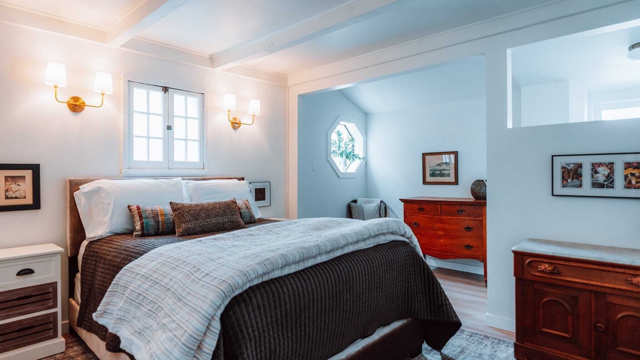 Photo of Bedroom in Historic Railroad District