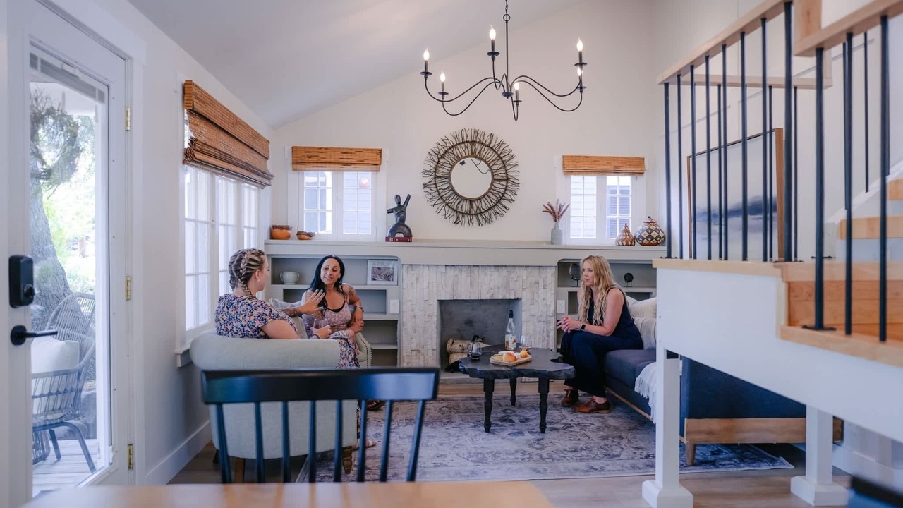 Photo of Livingroom in Historic Railroad District