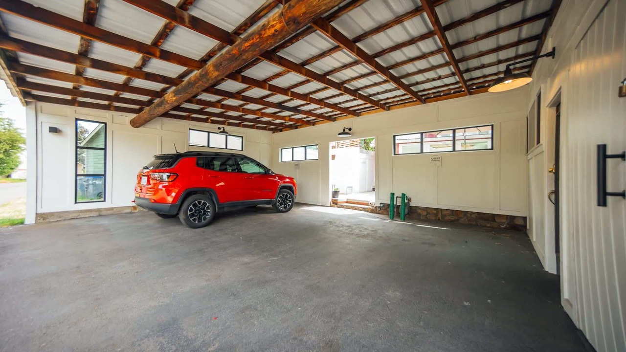 Photo of Others in Historic Railroad District