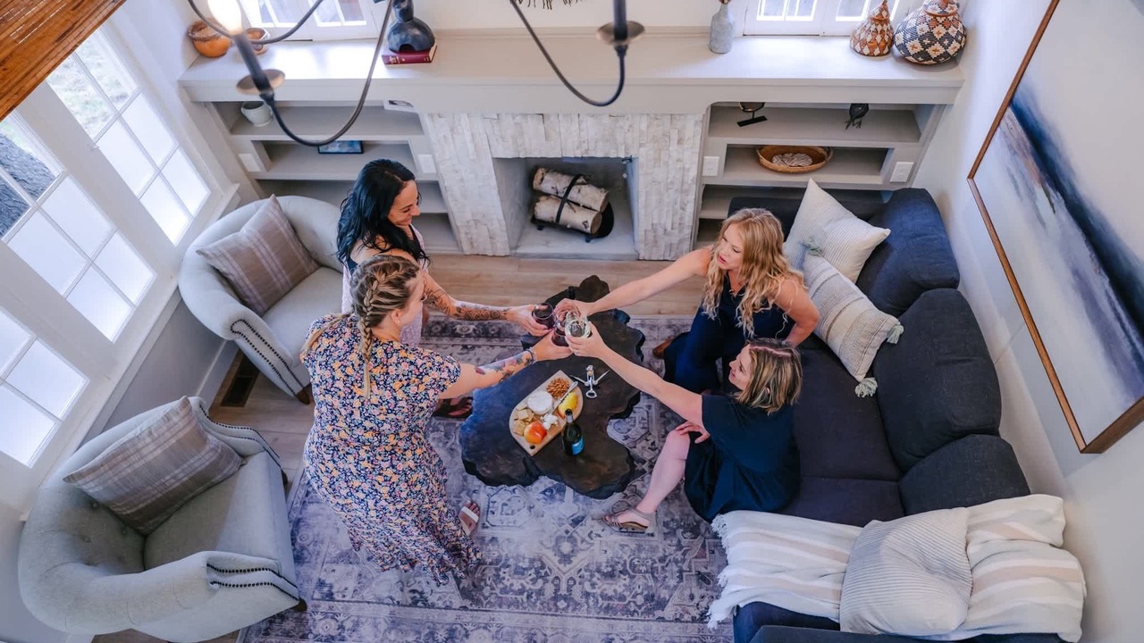 Photo of Livingroom in Historic Railroad District