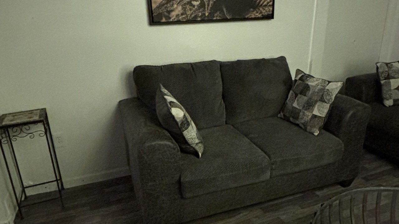 Photo of Livingroom in Wayne County