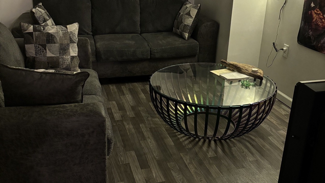 Photo of Livingroom in Wayne County