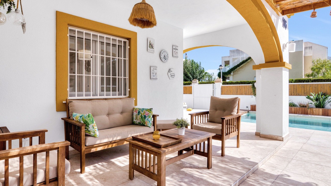 Photo of Patio Balcony in Vergel