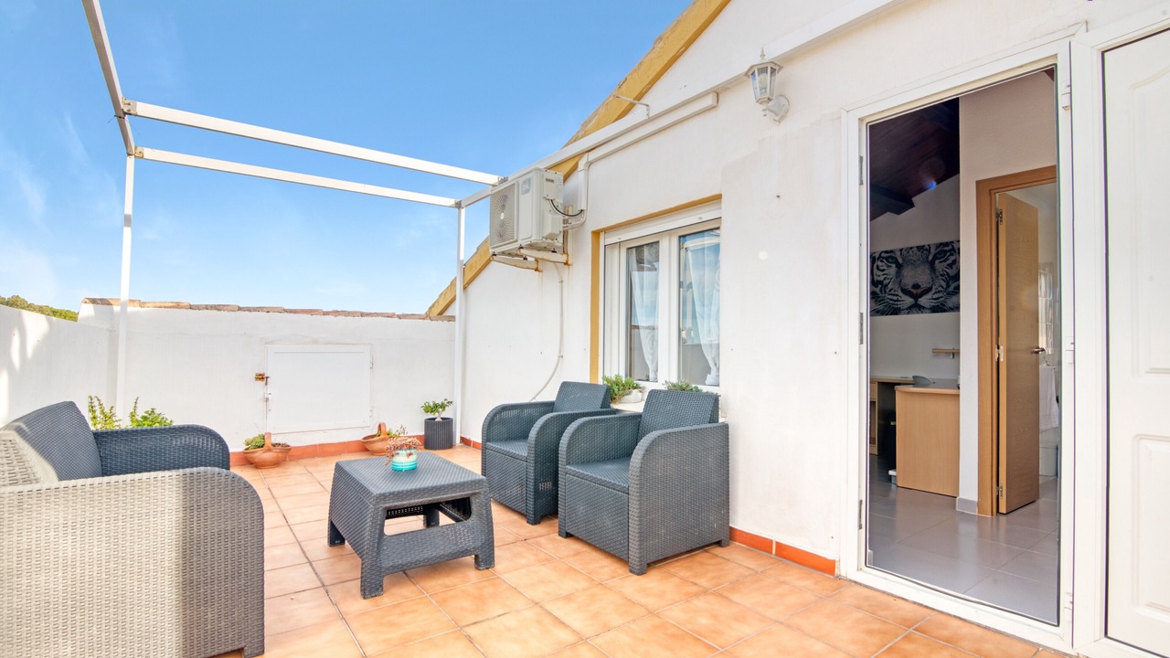 Photo of Patio Balcony in Vergel