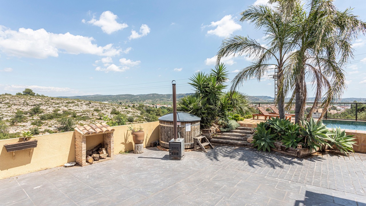 Photo of Patio Balcony in Llombai