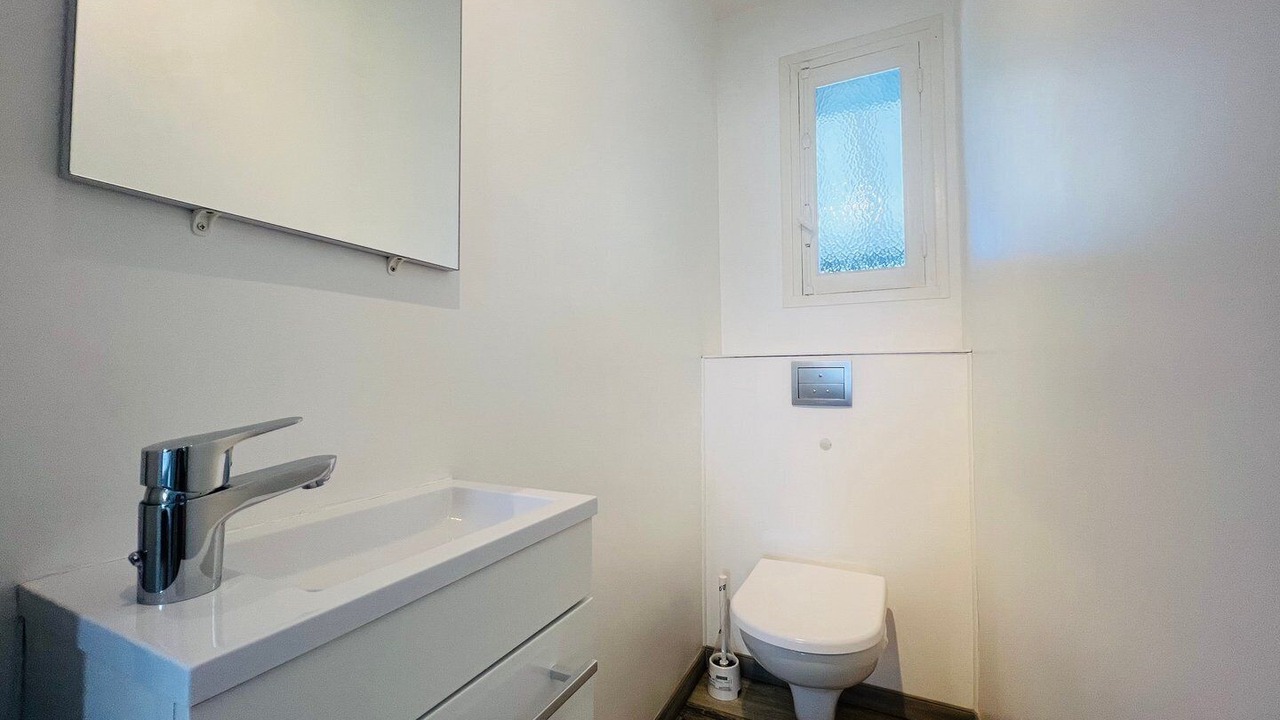 Photo of Bathroom in Buxerolles