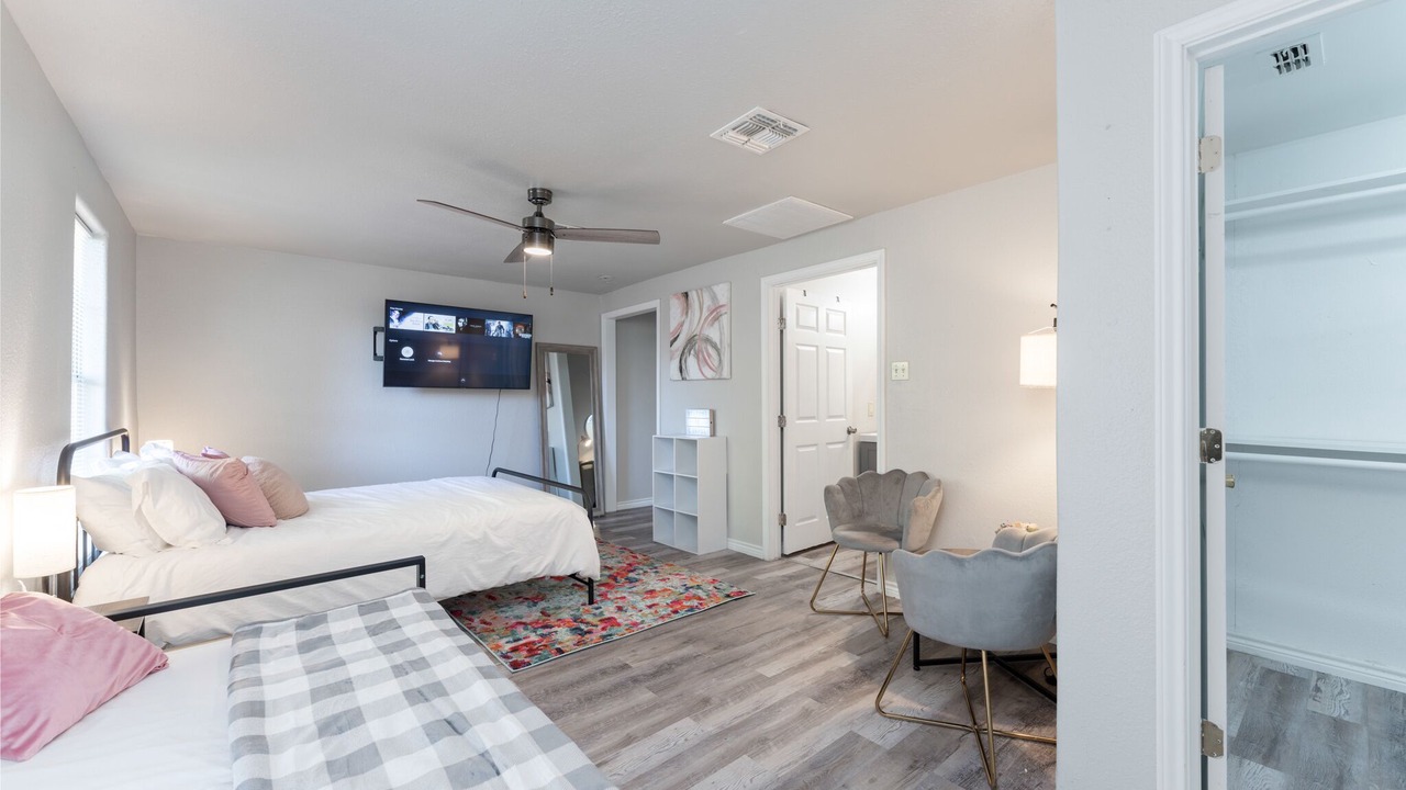 Photo of Bedroom in Del Mar