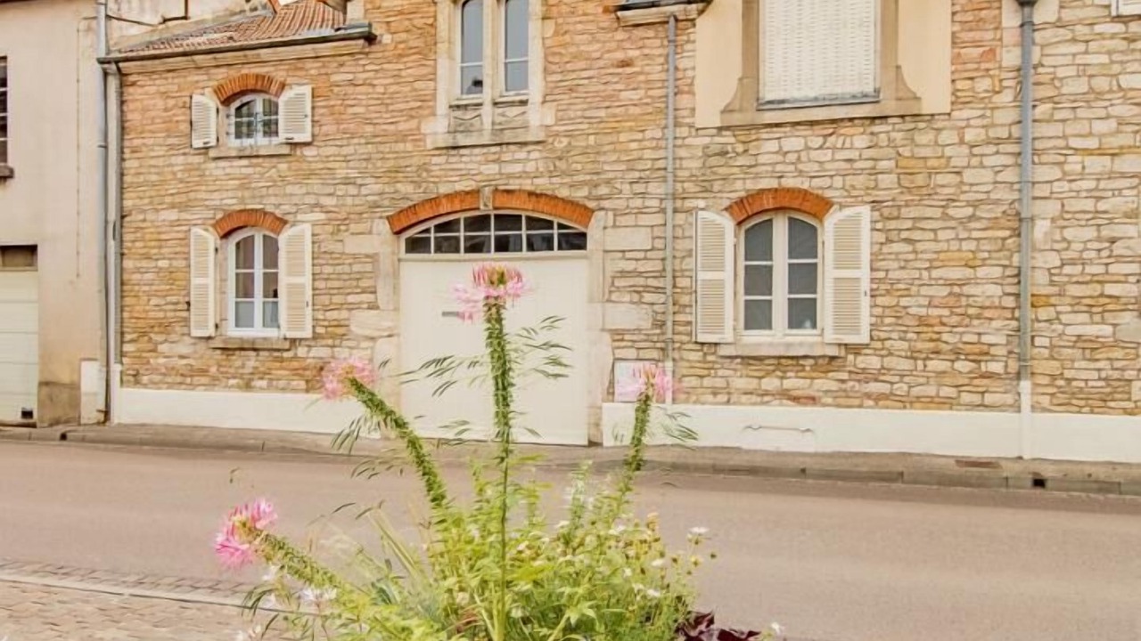 Photo of Outdoor in Givry