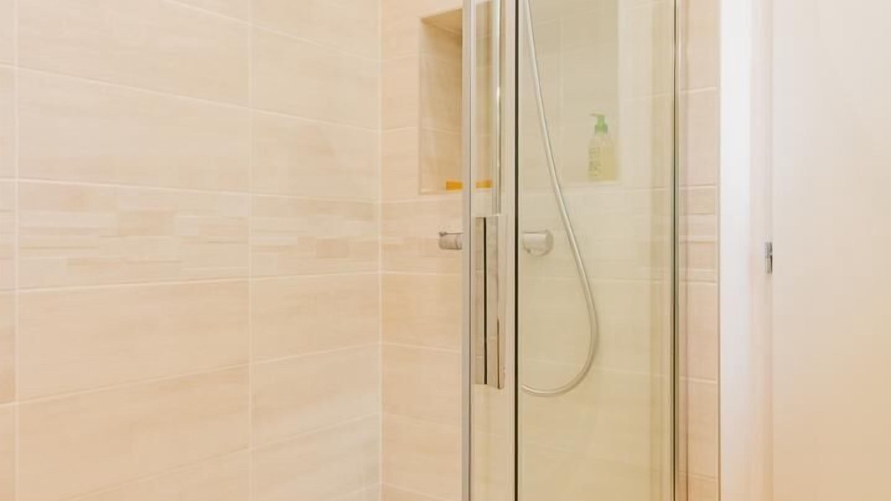 Photo of Bathroom in Givry